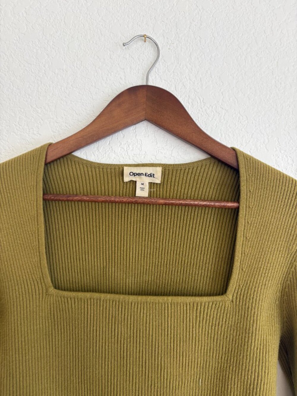 Green Ribbed Sweater - Picture 2 of 2